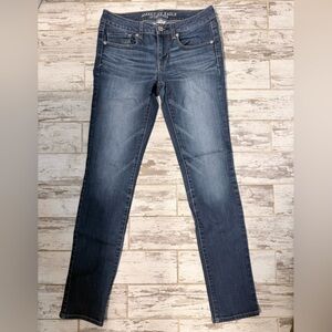 American Eagle Skinny Jeans size 4Regular